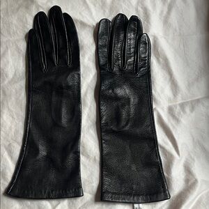 Classic Black Leather Gloves - Women's Accessories